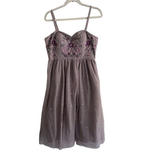 Modcloth Lavender Embroidered Midi Dress - Picture 2 of 11